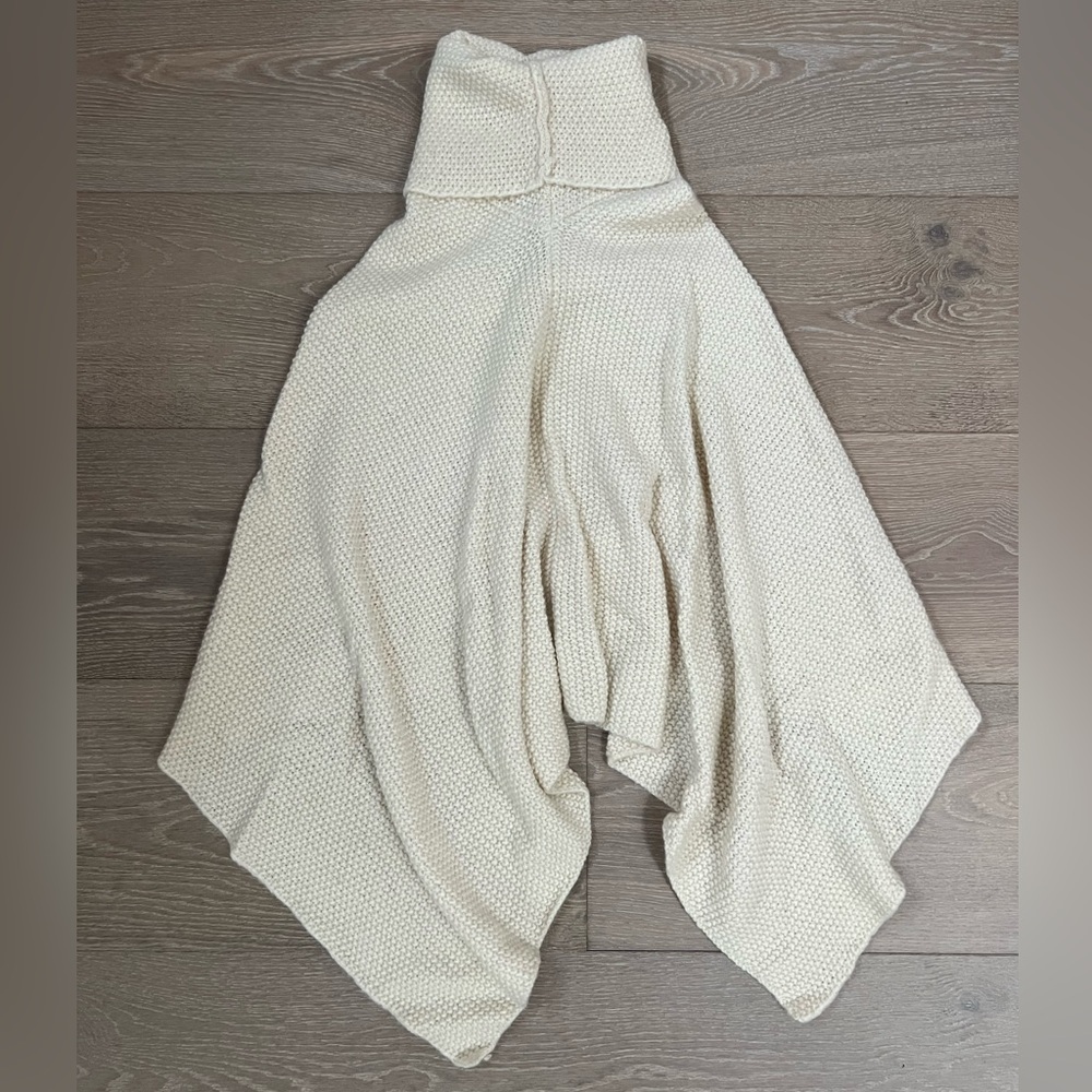 Nili Lotan Alpaca Seed Stitch Poncho